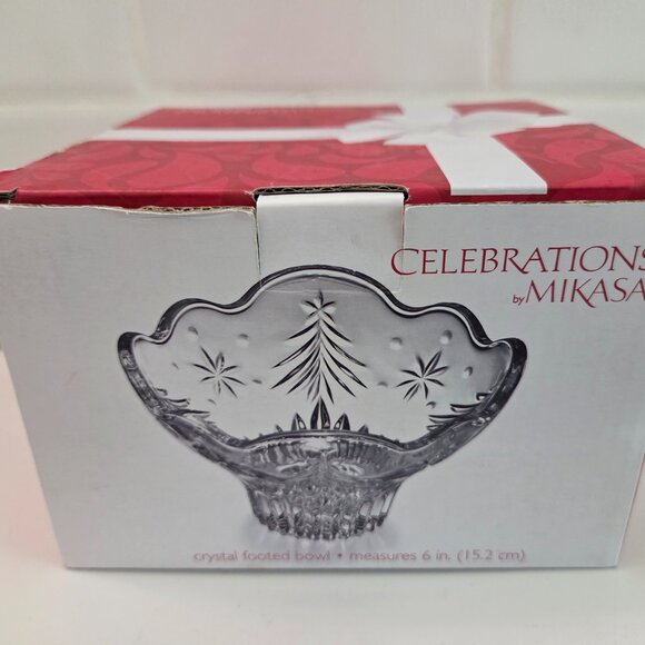 Celebrations by Mikasa Crystal Footed Bowl 6" Christmas Night Collection - Picture 1 of 3